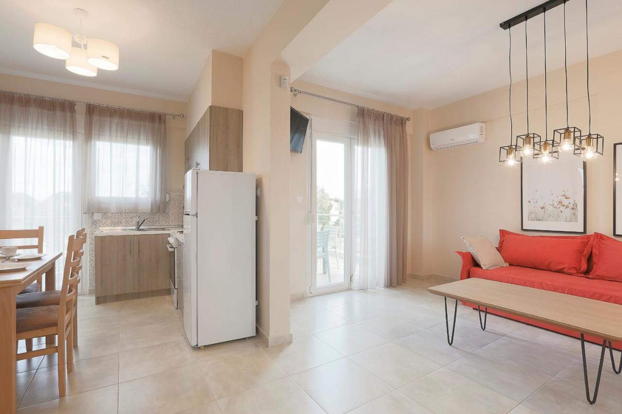 Palm Tree Maisonettes #Feelslikehome Ormos Panagias Dış mekan fotoğraf